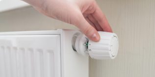 Ai pornit centrala pentru prima dată după vară? Ce trebuie să verifici în primele 30 de minute ca să nu ai probleme la iarnă