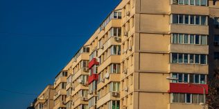 Cum cumperi un apartament executat silit de ANAF. Prețul poate scădea cu 50%, dar există riscuri