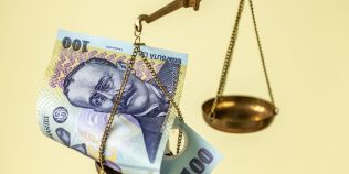 Ce înseamnă pentru români reducerea deficitului despre care vorbește Mugur Isărescu. De la taxe și prețuri, până la dobânzi