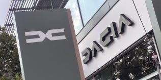 Renault cere reducerea costurilor la Dacia Mioveni cu până la 30%. Ce spune șeful grupului despre viitorul uzinei