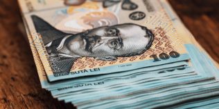 Ai datorii la bancă și primești o moștenire. Poate creditorul să pună poprire pe banii moșteniți?