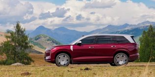SUV-ul electric BYD de 32.000 de euro care promite 950 km autonomie cucerește China. Are peste cinci metri și vine în Europa