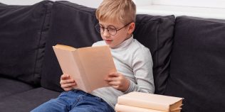 Cât citește un copil la sfârșitul clasei I. Diferențe mari între elevii care au început școala cu niveluri diferite
