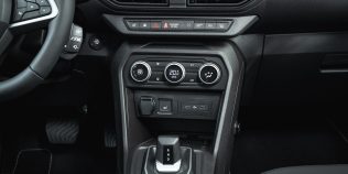Dacia Jogger cu climatizarea pornită pe toate locurile: cât de uniform se răcește habitaclul mare