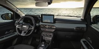 Dacia Sandero cu cruise control: cât ajută la consum și când devine incomod pe drumurile din România