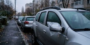 Piața auto din România frânează: înmatriculările de mașini noi scad cu 11%, dar electricele merg în sens opus