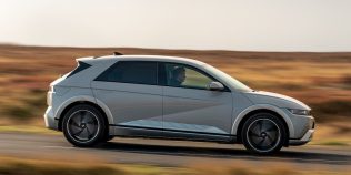 Hyundai pregătește două SUV-uri electrice pentru Europa. Unul ar putea costa sub 30.000 de euro și concura cu Renault și Skoda