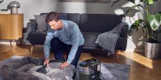 Lidl aduce curățenia ca la profesioniști, fără cheltuieli în plus: Aparatul Silvercrest pentru covoare și tapițerii revine la raft!