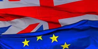 Marea Britanie își reconsideră relația cu Uniunea Europeană. Britanicii ar putea fi chemați din nou la urne pentru Brexit, ce înseamnă asta pentru români