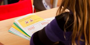 Schimbare majoră pentru bursele sociale. Sorin Costreie vrea transferarea lor la Ministerul Muncii: „Nu cred că le vom putea reintroduce fix cum au fost toate”