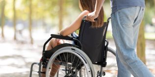 Se schimbă stimulentul de 1.000 de lei pentru copiii cu dizabilități din București. Cine va primi mai puțin din 2027