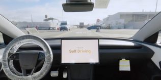 Tesla renunță la numele Full Self-Driving în Europa, după intervenția Germaniei. Ce înseamnă schimbarea pentru șoferii din România