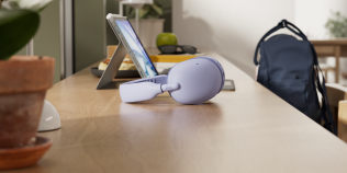 Logitech lansează Zone Vibe Pro: căștile care țin pasul cu o zi întreagă, de la ședințe la muzică