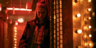 „Blade Runner 2099” are un nou trailer. Michelle Yeoh și Hunter Schafer intră într-un Los Angeles dominat de replicanți