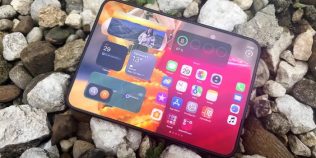 Un dezvoltator a transformat un Microsoft Surface Duo într-un iPhone cu două ecrane. Cum a instalat iOS 26