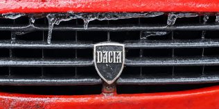 Dacia are cu 4.000 mai puțini angajați în România, dar șeful Renault tot vrea să schimbe ceva în țara noastră. Ce reproșează autorităților