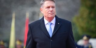 Ce se întâmplă cu milionul de euro cerut de ANAF de la Klaus Iohannis. Fostul președinte nu a mai apărut în public de luni bune