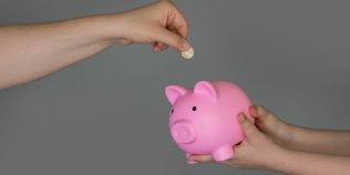 Cât ar putea crește alocațiile copiilor în 2027. Tabel cu noile sume și calcule pentru fiecare categorie de vârstă