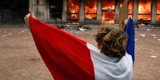 Rusia ar alimenta furia din stradă prin dezinformare pe rețelele sociale. UE verifică dacă algoritmii amplifică propaganda