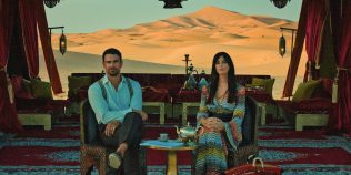 Netflix pregătește un sezon spectaculos pentru „The Gentlemen”. Orlando Bloom, Elijah Wood și Robert Carlyle intră în lumea gangsterilor lui Guy Ritchie. Unde au început filmările