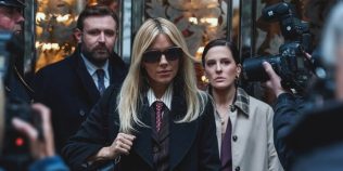 HBO are un nou serial pentru fanii Succession și Industry. „War”, cu Sienna Miller și Dominic West, a debutat